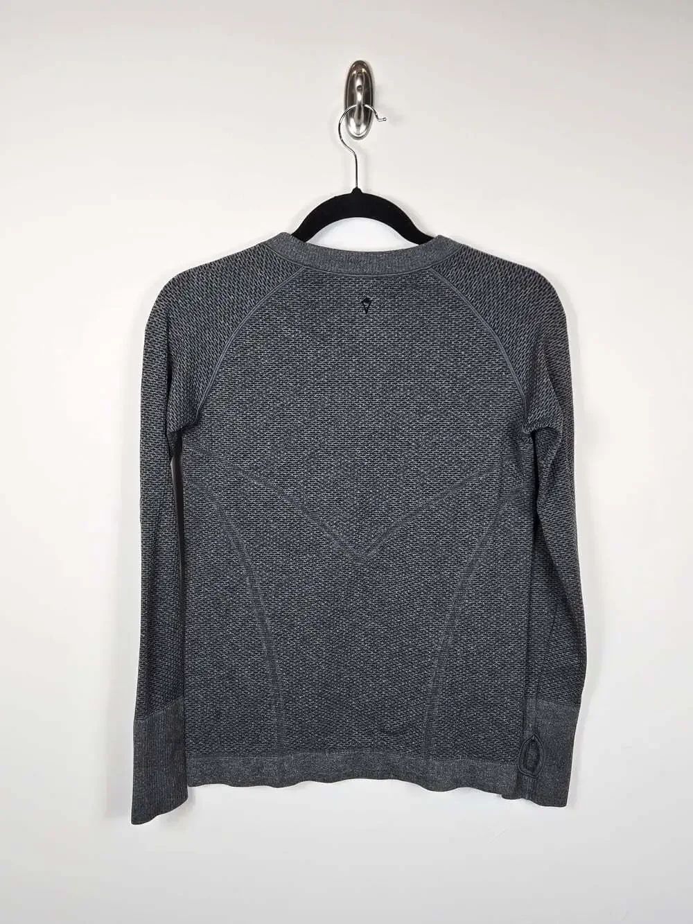 Ivivva by Lululemon Girls 14 Gray Seamless Long Sleeve Athletic Top Thumbholes